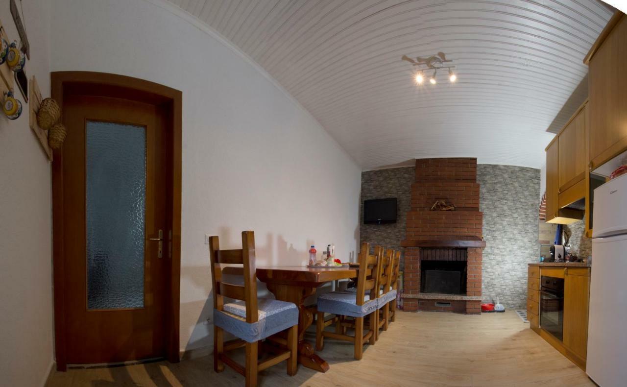 Casa Vacanze Dell'Artista On Como Lake Bellano Exterior photo